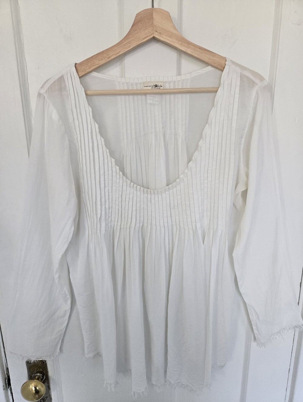 Natural Life Women's White Pintuck Lomgsleeve Top Size M Boho Fairy Ren Fest